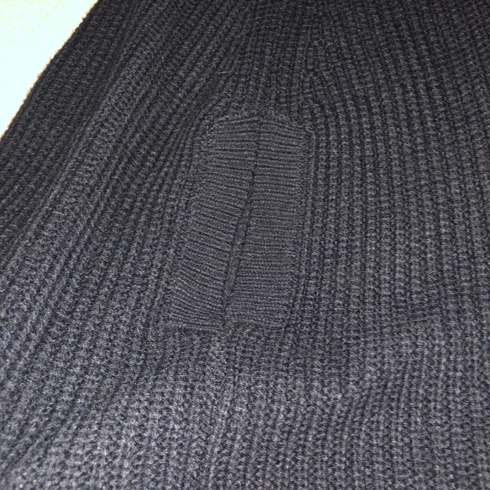 Poncho - Picture 2 of 3